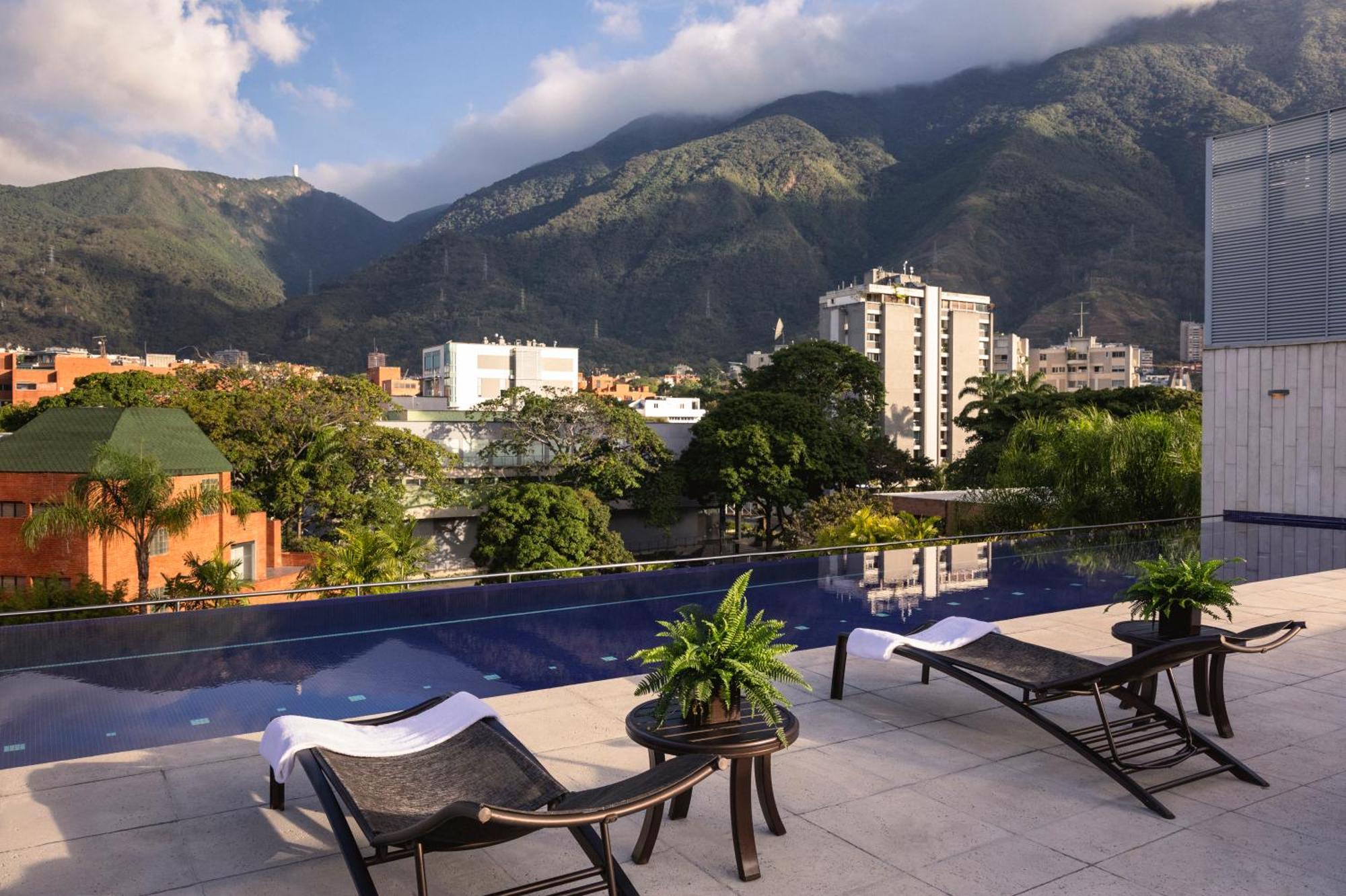 Cayena-Caracas Hotel Exterior photo